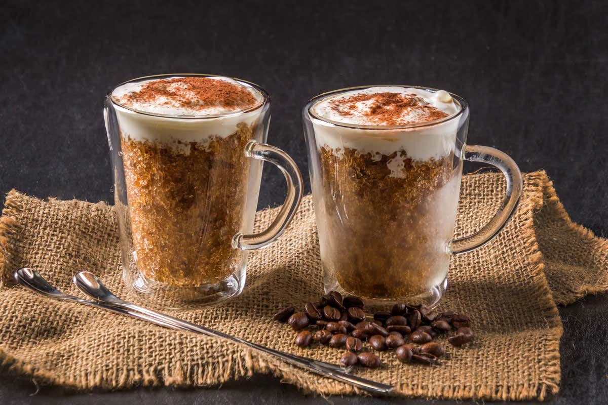 Granita al caffè fatta in casa: dessert estivo e rinfrescante